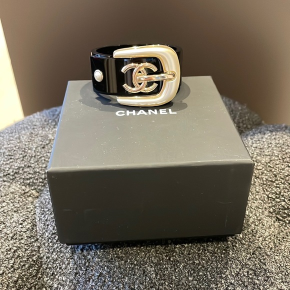 Chanel Bracelet (like new!) - Picture 1 of 6